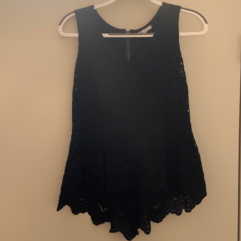 Willow & Clay Black Lace High-Low Peplum Tank Top